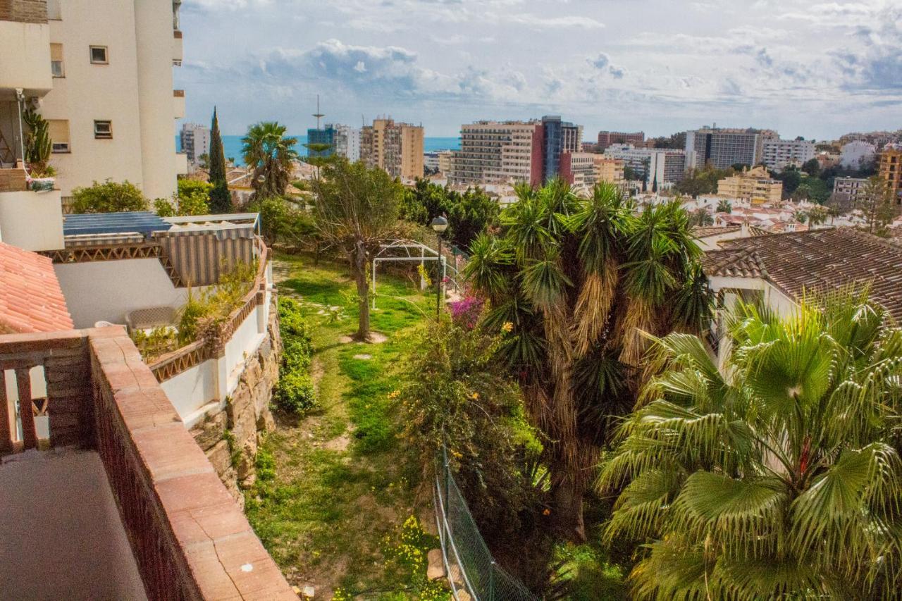 2Bdr Sunny Apartment With Pool And Private Parking In Benalmádena Exterior foto