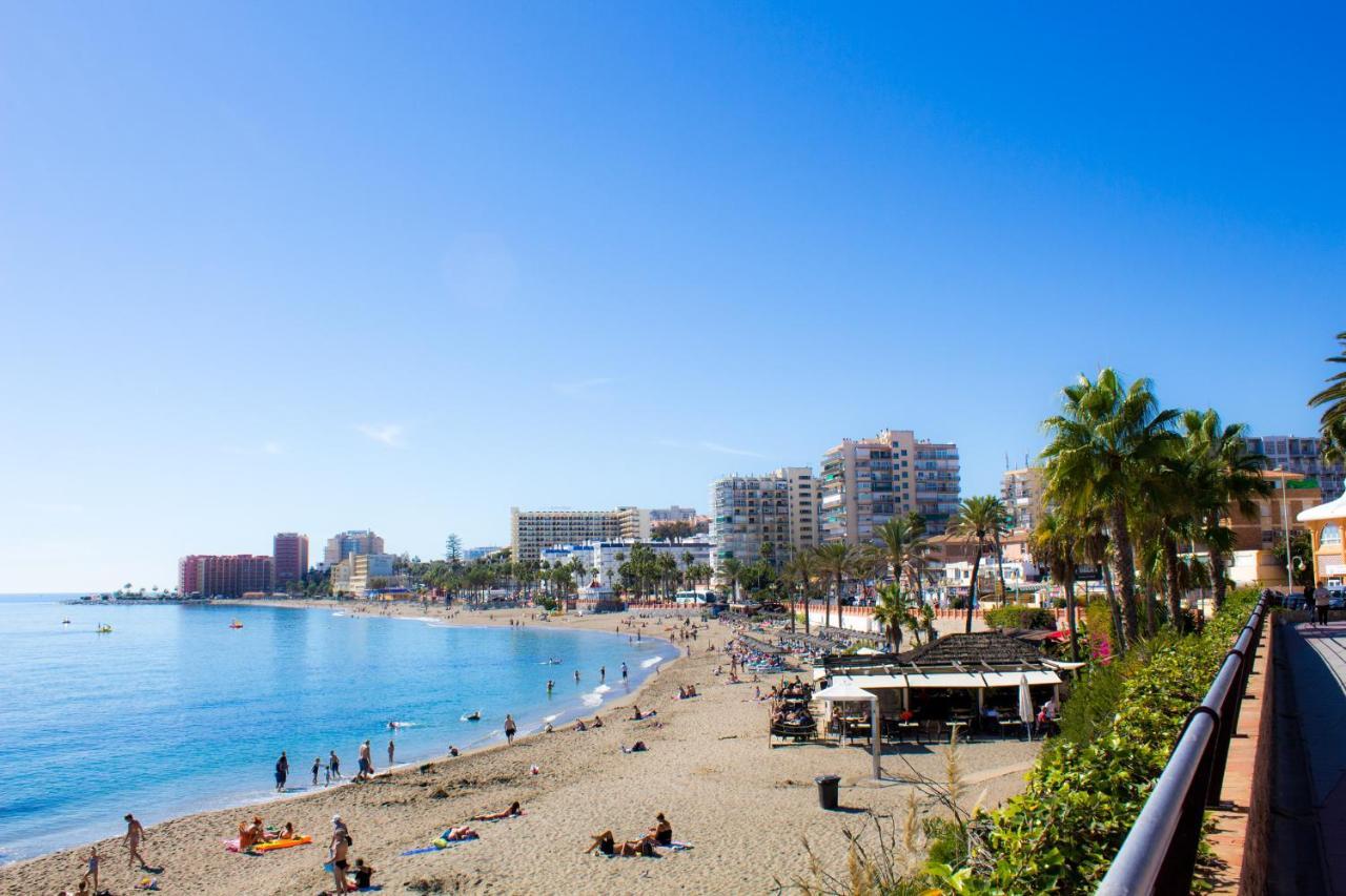 2Bdr Sunny Apartment With Pool And Private Parking In Benalmádena Exterior foto