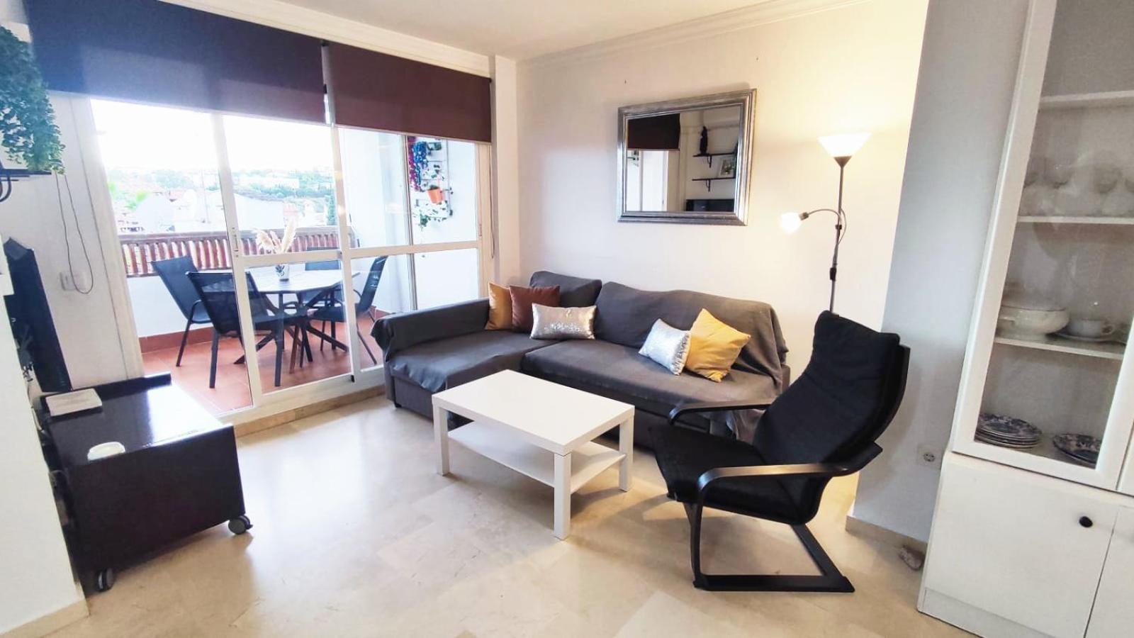 2Bdr Sunny Apartment With Pool And Private Parking In Benalmádena Exterior foto